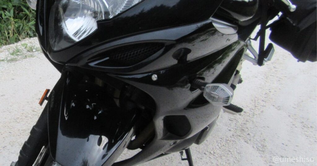 バンディット1250F逆車のクリアレンズウインカー